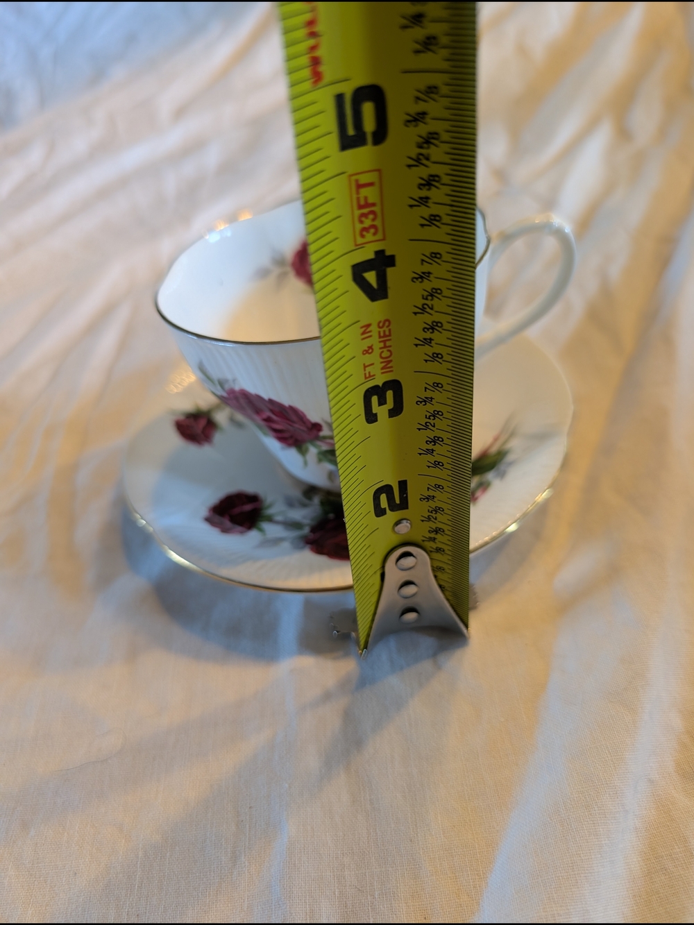 2/40$ Royal Albert Red Rose China Teacup and Saucer - Picture 8 of 8
